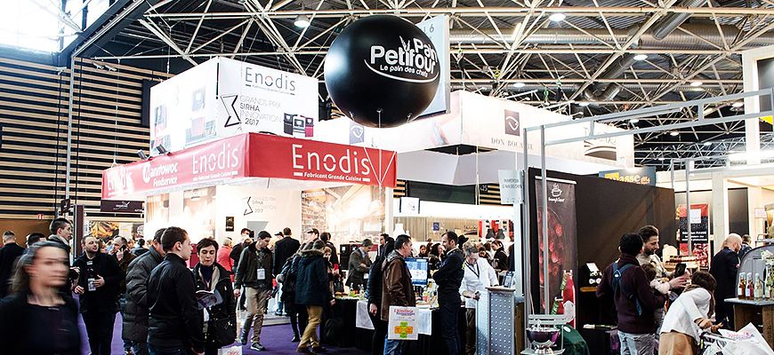 Publicité gonflable pour mise en avant d'un stand sur un Salon professionnel à paris