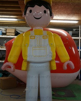 Personnage sur mesure | Playmobil gonflable géant de 3m !