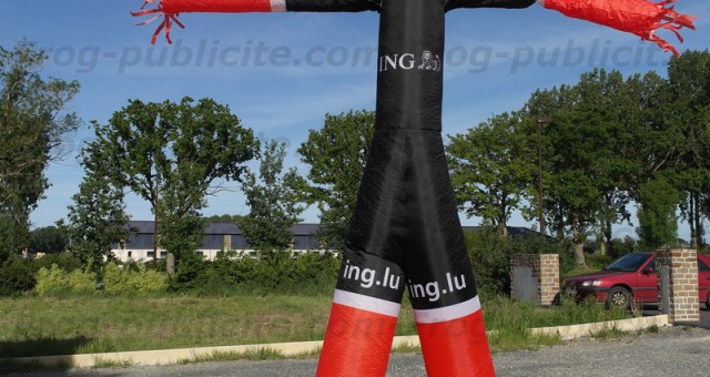 Un skydancer 2 jambes 2 bras auto-ventilé | ING Luxembourg