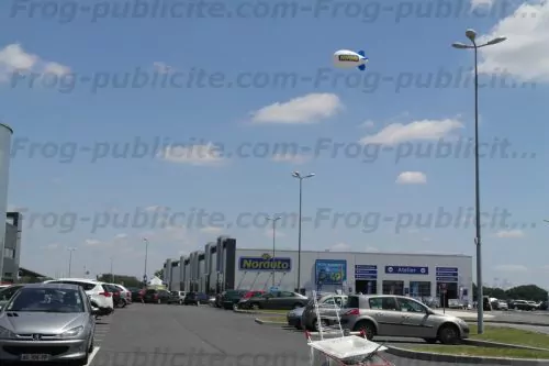 ballon hélium dirigeable hélium 7m norauto