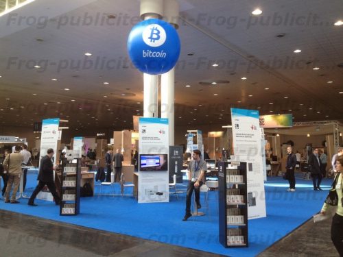 ballon géant salon CeBIT à Hannovre en Allemagne