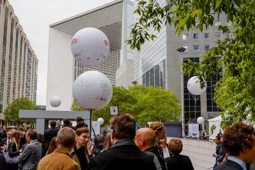 ballon hélium géant extérieur gardem partie société générale