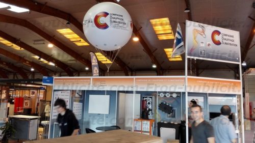ballons hélium pour salon : exemple de réalisation pour Artibat