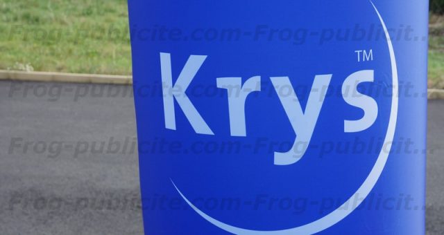 Un sky dancer publicitaire 4m à installer devant un magasin | Krys
