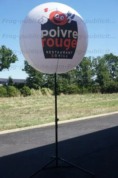 ballon sur trépied poivre rouge