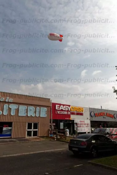 Dirigeable géant 6m easy cash pierrelaye