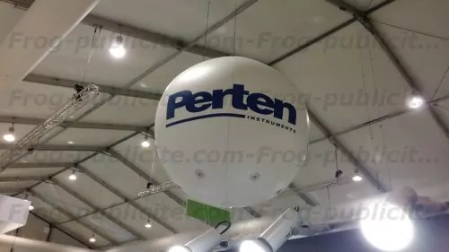 ballon géant pour l'entreprise Pertan sur le salon CFIA à rennes