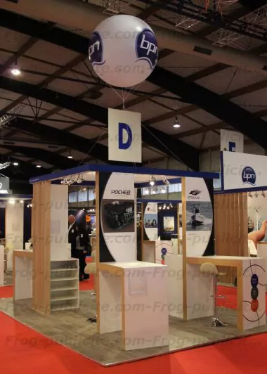 Ballon hélium BPN sur un stand