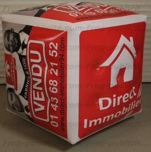Un cube gonflable vendu de 1m pour l'agence Direct Immobilier