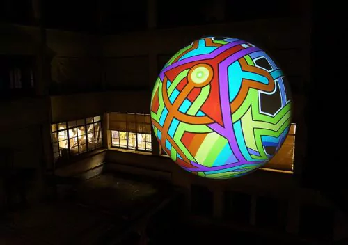 ballon geant gonflable air pour une exposition au lab 14 à Paris