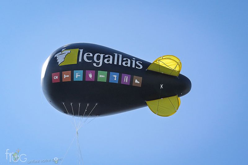 ballon dirigeable publicitaire Legallais
