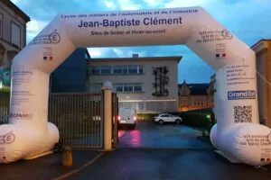 arche publicitaire  lycee jean baptiste clement