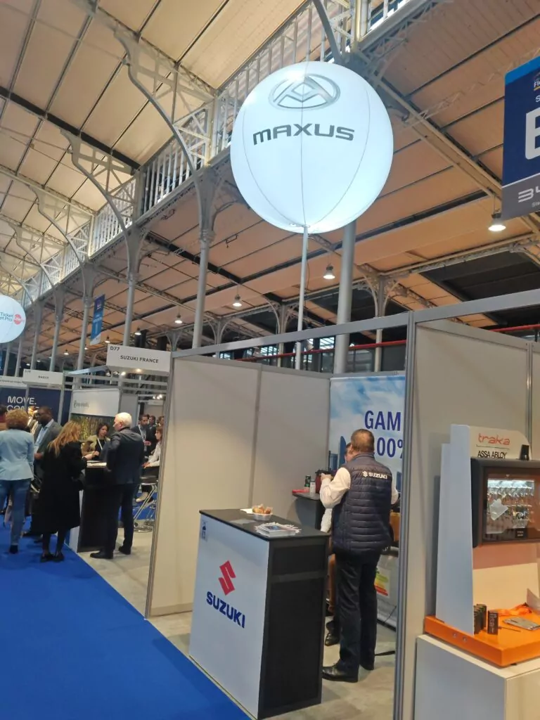 ballon salon sur pied parasol