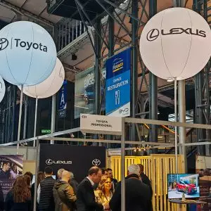 ballon publicitaire salon éclairant