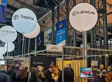 ballon publicitaire salon éclairant